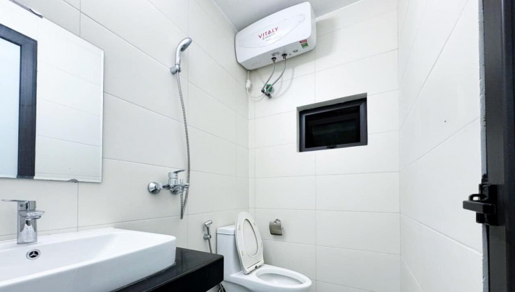 cho thuê MBKD SPA,  CÀ PHÊ mặt phố Tương Mai- Hoàng Mai DT 50m -3 tầng - MT 4m- Giá 18tr ctl